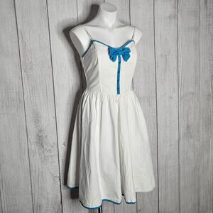 Vintage 80s Bee Darlin' White Midi Dress with Blue Trim and Bow, size 9/10